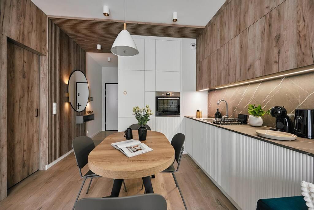 Golden Dreams Luxury Apartments 103 Krakow Luaran gambar